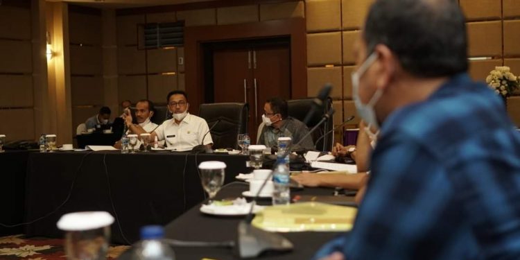 Bupati Solsel: Tugas Pemerintah Memastikan Investasi Berjalan Aman dan Masyarakat Sejahtera