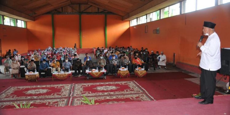 Sumbar Wacanakan Siswa Kelas 3 SMA Wajib Masuk Asrama