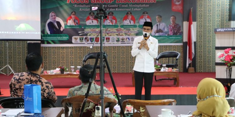 Bupati Lima Puluh Kota Dukung Revitalisasi Pertanian Gambir