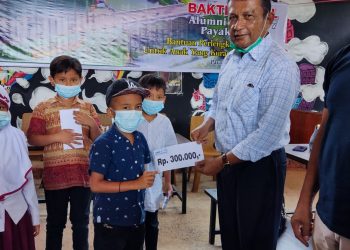 Armen Faindal Apresiasi Berbagi Alumni SMP 1- Angkatan 77 Peduli Pendidikan