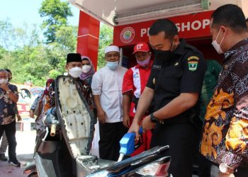 Wagub Audy Joinaldy  Apresiasi Pesantren Kelola Pertashop di Sijunjung