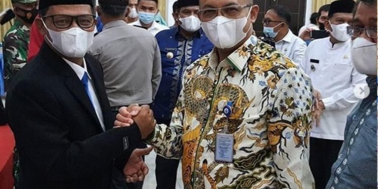 Ketua PD Perpamsi Sumbar Hendra Febrizal Hadiri Pelantikan dan Sumpah Jabatan Direktur Perumda AM Padang Pariaman