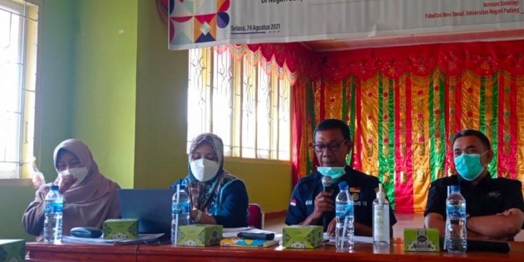 Jurusan Sosiologi UNP Gandeng Komisi Informasi Sumbar Gelar Sosialisasi Keterbukaan Informasi Publik