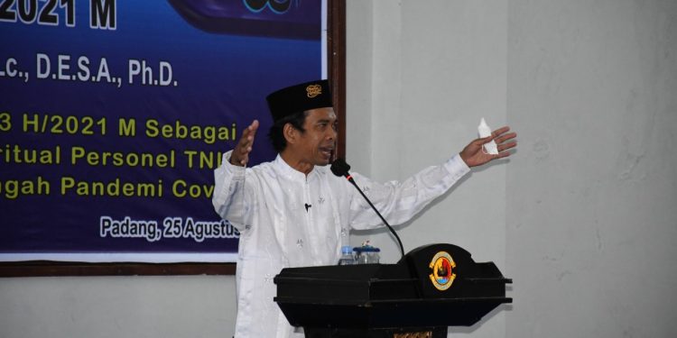 Ustad Abdul Somad: Prajurit Lantamal II Religius