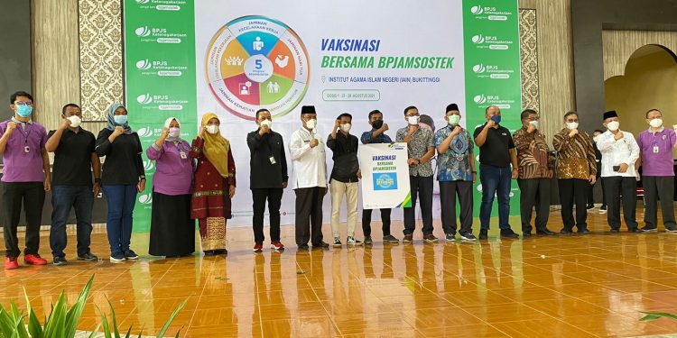 Syafrizal Ucok: Ayo Vaksinasi untuk Mewujudkan Kekebalan Masyarakat