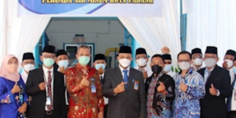 5 Pejabat Struktural Perumdam Kota Padang Dilantik