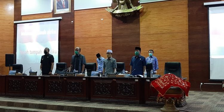 Rapat Paripurna DPRD Sumbar Nota Pengantar APBD-P Sumbar 2021