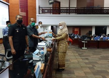Fraksi- Fraksi Dorong Pemprov Sumbar Tingkatkan Pos PAD Cakupan Pengelolaan Aset, BUMD dan Pajak Daerah