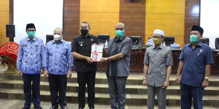 Nota Ranperda APBD P 2021, Defisit Rp 28 miliar