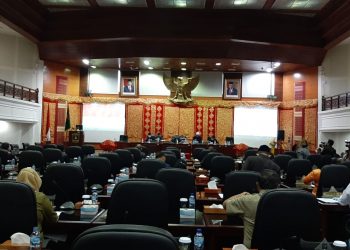 DPRD dan Pemerintah Provinsi Sahkan Perubahan APBD-2021