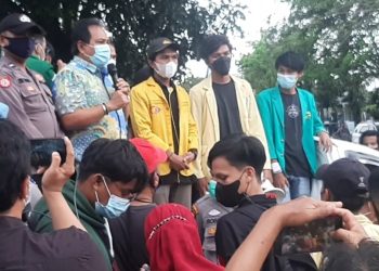 Peringati 7 Tahun Pemerintahan Jokowi, Aliansi BEM Sumbar Tuntut Janji Jokowi Soal Pemberantasan Korupsi