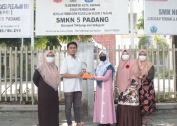 Jurusan SASING PNP Ajarkan Aplikasi Kahoot dan Quizziz pada Para Guru