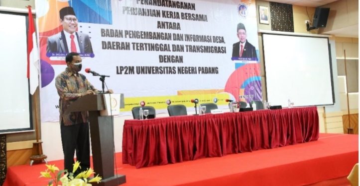 Kemendes PDTT Tandatangani PKB Penelitian Kinerja Pendamping Desa Dengan UNP