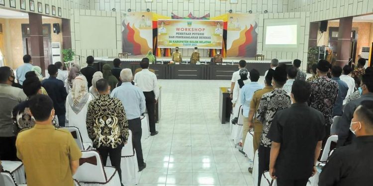 Bupati Solsel Minta Pengelola BUMNAG Harus Miliki Jiwa Wirausaha