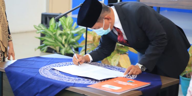 Bupati Pesisir Selatan Lantik 105 ASN