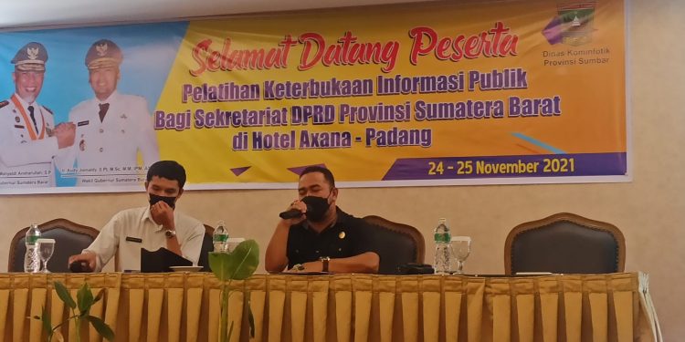 Pelatihan KIP, Adrian Jelaskan 4 Macam Informasi Publik
