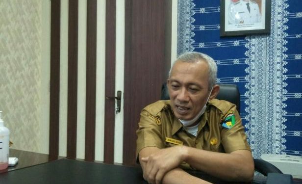 Pemkab Pessel Bina Sekolah Raih Adiwiyata