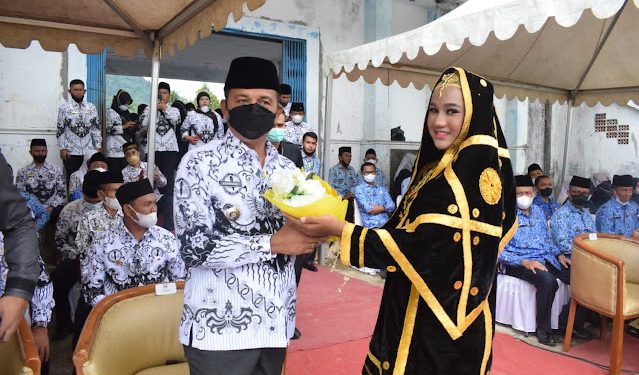Hari Guru Nasional 2021 Meriah di Solok Selatan