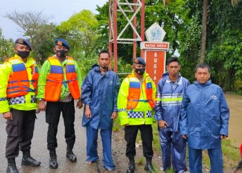 SAR Brimob Batalyon C Pelopor Patroli Wilayah Rawan Banjir