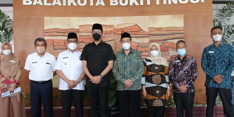 Koordinasi Peningkatan Kualitas Pelayanan Publik, Ketua Ombudsman Temui Walikota Bukittinggi