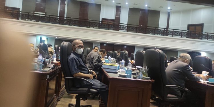 Ranperda KIP Prakarsa DPRD Diparipurnakan Saat Peringatan Hari HAM se Dunia