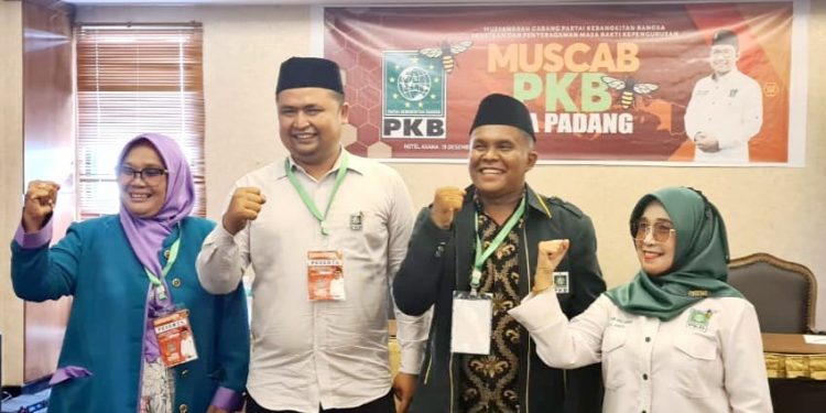 Yusri Latif Nakhodai Partai Kebangkitan Bangsa Kota Padang