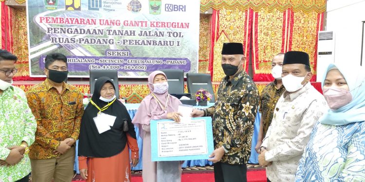 Ganti Kerugian Tol Padang-Pekanbaru Terus Disalurkan