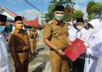 Bupati Sijunjung Benny Dwifa Jadi Inspektur Upacara HAB Ke- 76