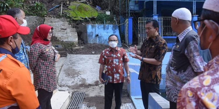 Pemko Padang Panjang Kaji Teknis Penanggulangan Tebing Lubuk Mata Kucing