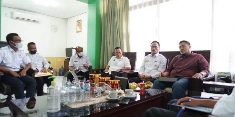 Pemprov Sumbar Dukung Program Bajak Gratis Tanah Datar