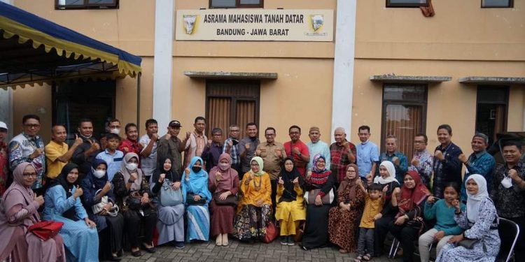 Bupati Eka Putra Minta Perantau Dukung Pembangunan di Tanah Datar