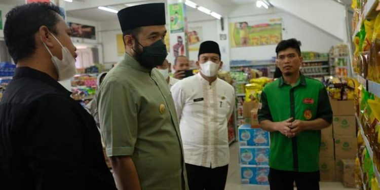 Wali Kota Fadly Amran Pantau Ketersediaan Minyak Goreng Bersubsidi