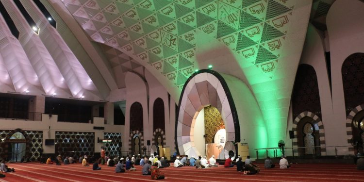 Optimalisasi Fasilitas dan Layanan Masjid Raya Sumbar