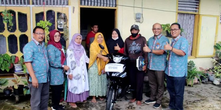 Bayar Tagihan Awal Bulan,  Perumdam Kota Padang Beri Hadiah Sepeda Motor