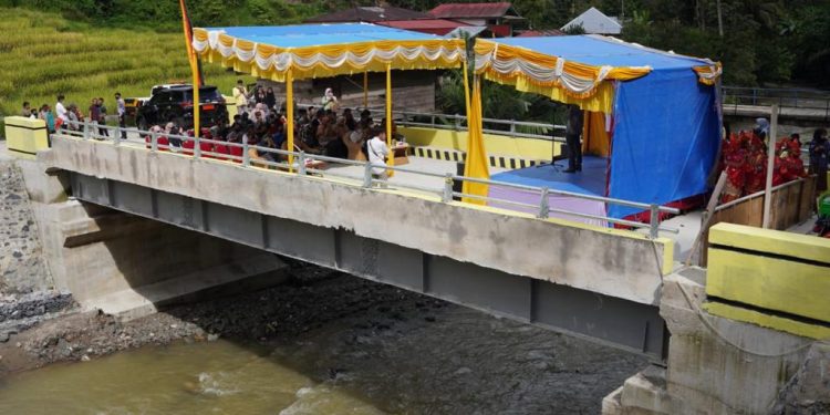 Resmikan Jembatan Lubuak Batu Sabolah Rp 2,3 Milyar, Safaruddin Minta Masyarakat Dukung Program Pemerintah