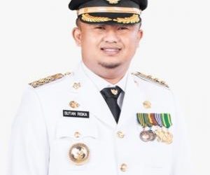 Sutan Riska Sampaikan Pendapat Akhir Pembahasan Dua Ranperda