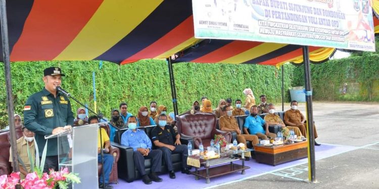 Rangkaian Hari Jadi Kabupaten Sijunjung Ke- 73, Bupati Benny Buka Pertandingan Bola Voli Antar OPD