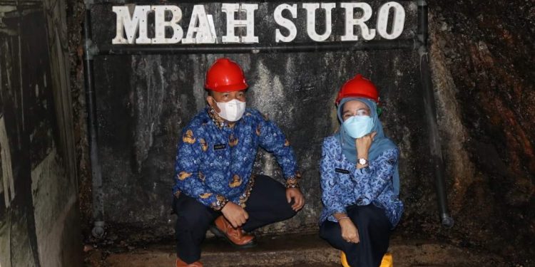 Sekdaprov Hansastri Didampingi Sekda Kota Sawahlunto Ambun Kadri Kunjungi Sejumlah Objek Wisata