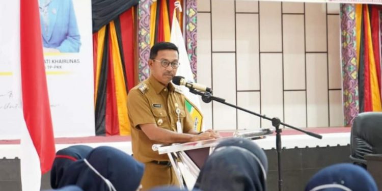 Pelantikan dan Pengukuhan 179 Orang Kepala Sekolah dan 1 Orang Kepala SKB se-Solok Selatan