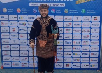 Diserahkan Presiden RI, Wali Kota Padang Panjang Fadly Amran Terima Anugerah Kebudayaan PWI Pusat