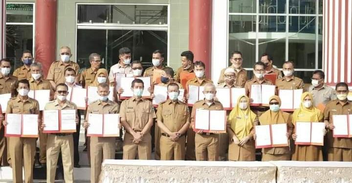 Rusma Yul Anwar Lakukan Penandatanganan PK Dengan Seluruh Perangkat Daerah