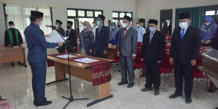 Wali Kota Sawahlunto Deri Asta Lantik Delapan Pejabat Administrator dan Pengawas