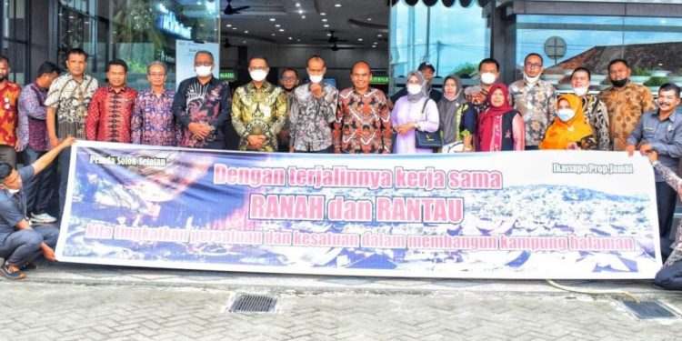 IKASUPA Jambi Dukung Rencana Pemkab Percepatan Pembangunan Jalan Tembus Solok Selatan – Dharmasraya
