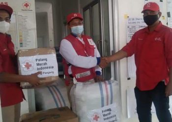 PMI Padang Panjang Salurkan Bantuan untuk Korban Gempa
