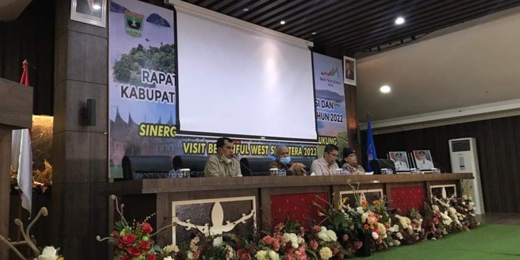Sekda Sawahlunto Ikuti Pra Rakor Pemprov Dengan Pemkab/Pemko di Mentawai
