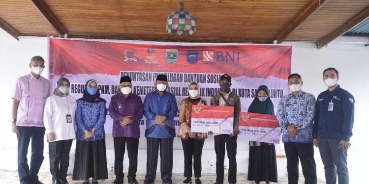 Pemko Sawahlunto Tuntaskan Penyaluran Bantuan Sosial BPNT 2021