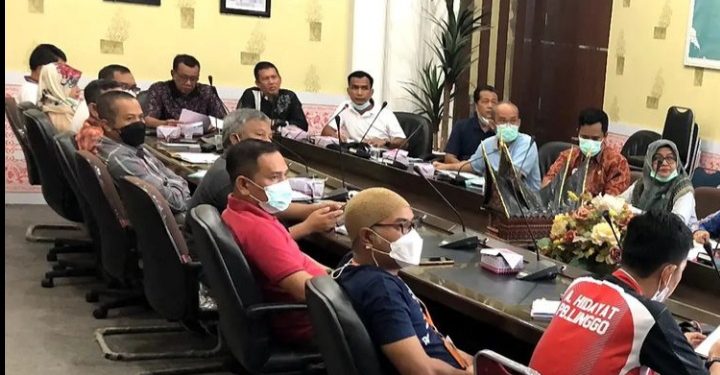 Uji Publik PKM, Bupati Pessel: Capaian Penurunan Kemiskinan Tidak Sesuai Dengan Besarnya Biaya Digelontorkan