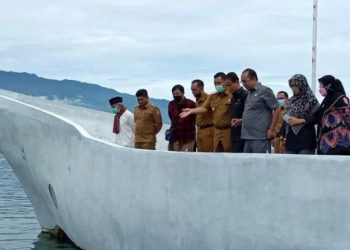 Bupati Solok Epyardi Asda Bantah Dugaan Reklamasi Ilegal di Wilayah Badan Air Danau Singkarak