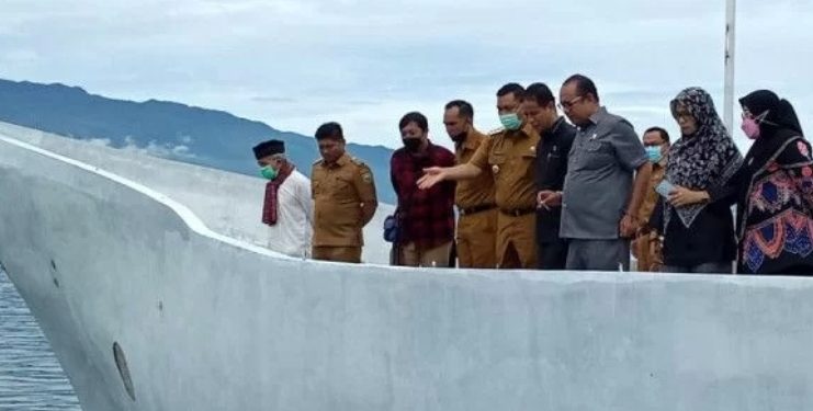 Bupati Solok Epyardi Asda Bantah Dugaan Reklamasi Ilegal di Wilayah Badan Air Danau Singkarak