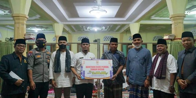 TSR III Pemkab Tanah Datar, Masyarakat Taluak Titip Pesan Perbaikan Jembatan Tapian Kelambu